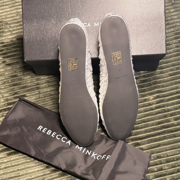 NIB Rebecca Minkoff Silver Ruched Ballet Flats Size 8 - Picture 7 of 8